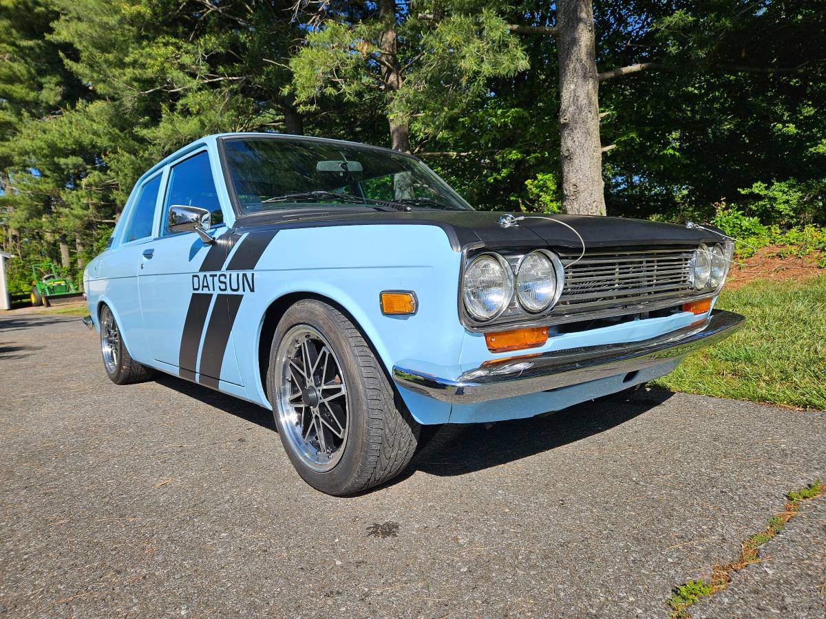 Datsun-510-1971-blue-3