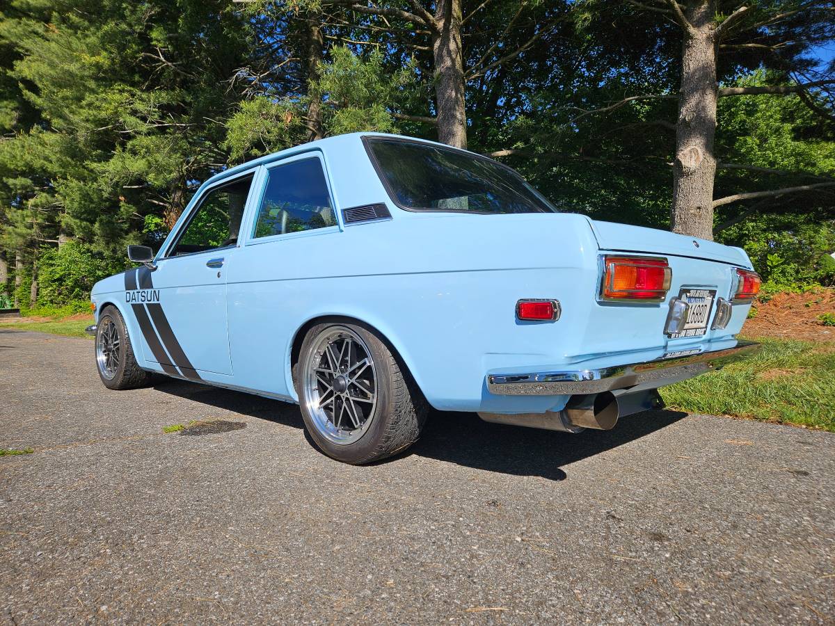 Datsun-510-1971-blue-8
