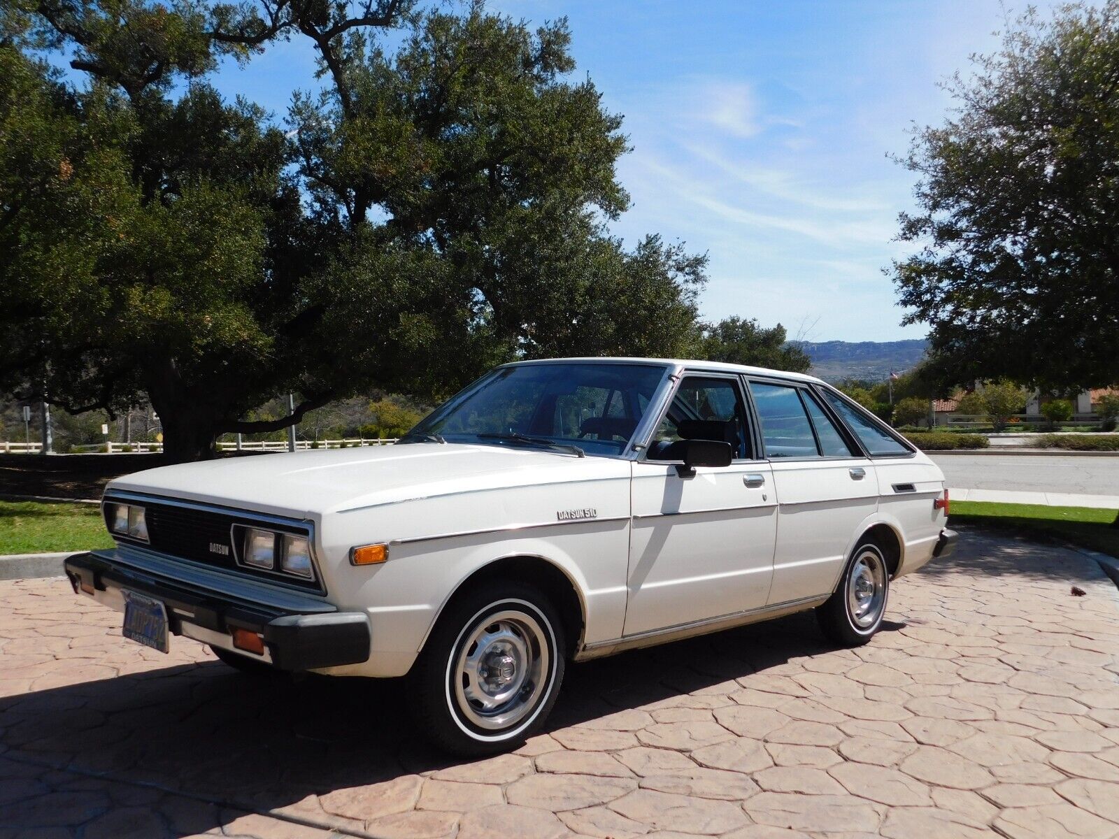 Datsun-510-1980-Hatchback-1