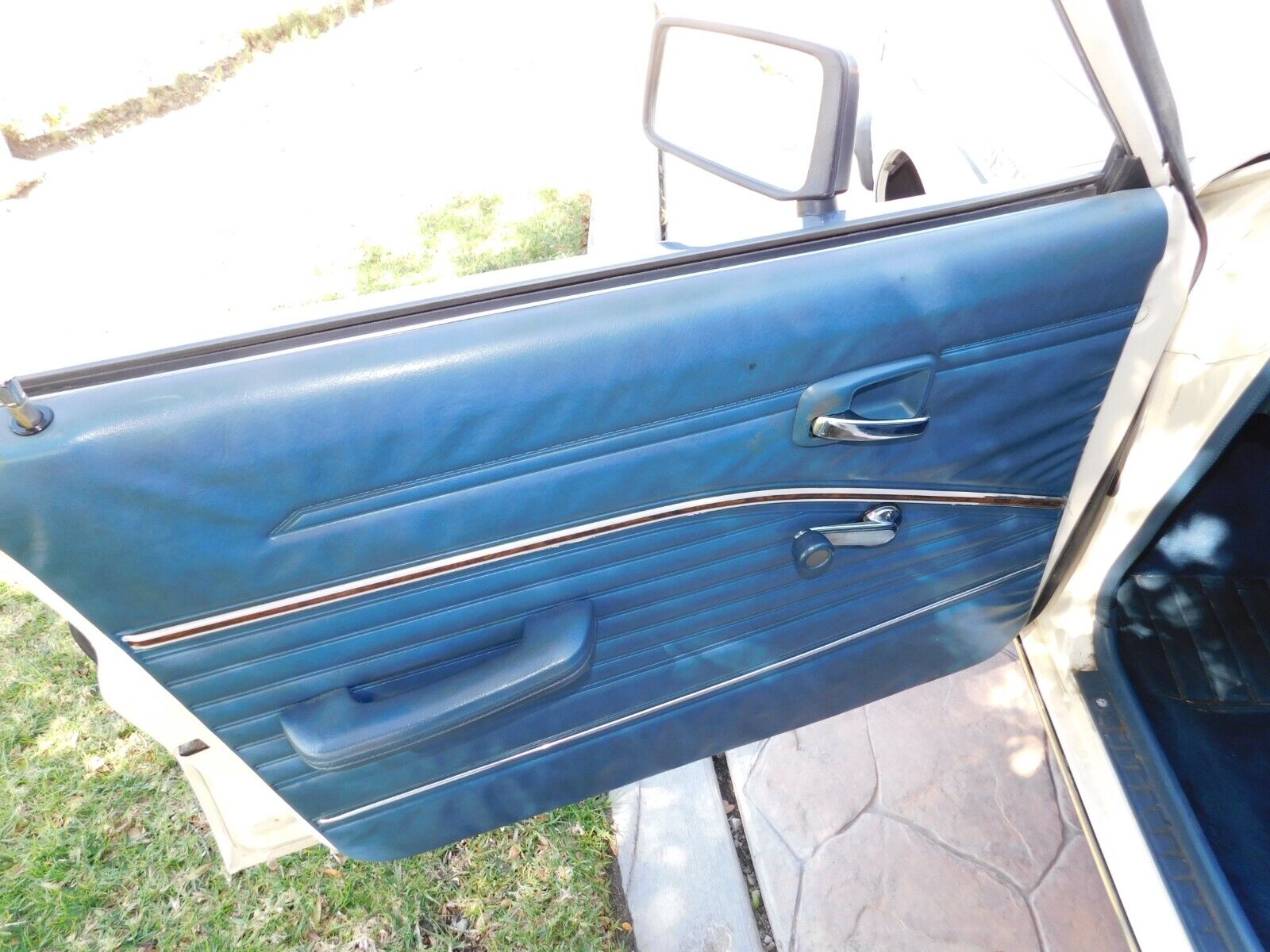 Datsun-510-1980-Hatchback-16