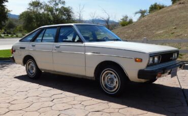Datsun-510-1980-Hatchback-25