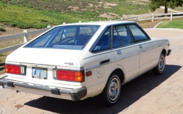 Datsun-510-1980-Hatchback-5