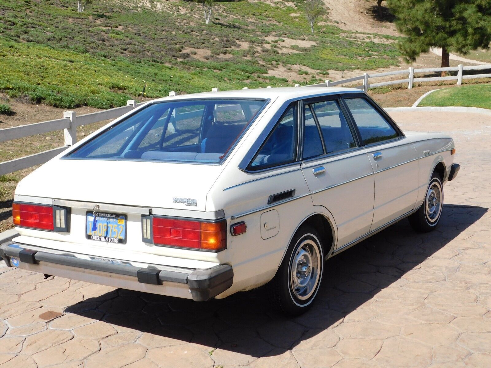 Datsun-510-1980-Hatchback-5