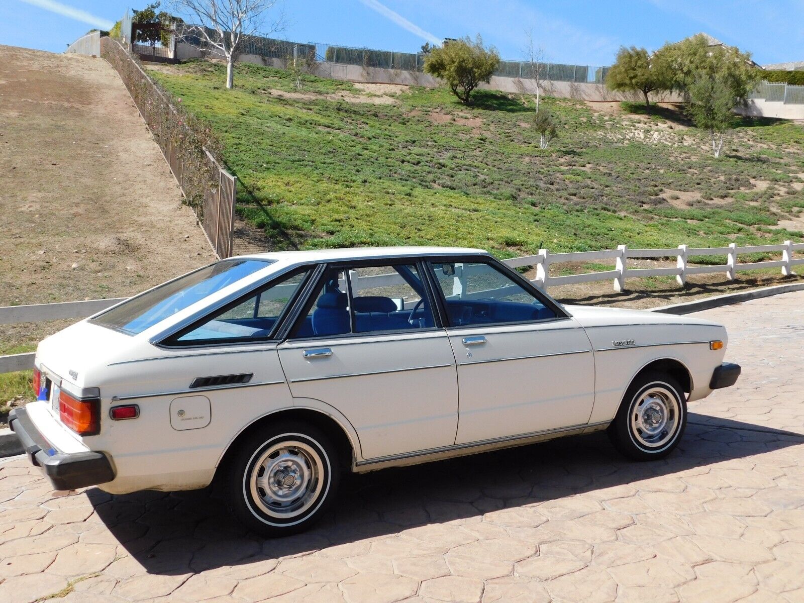 Datsun-510-1980-Hatchback-6