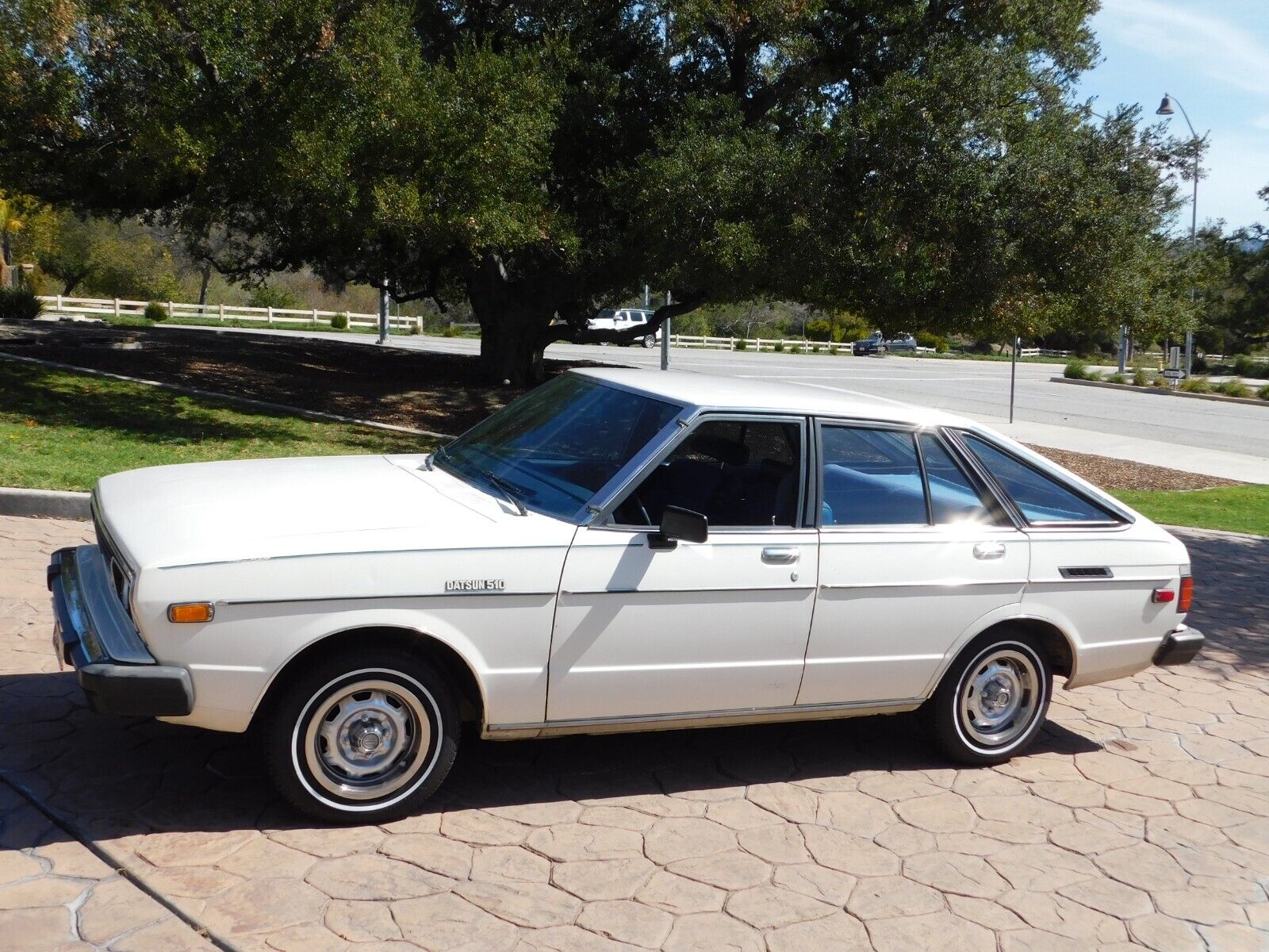 Datsun-510-1980-Hatchback
