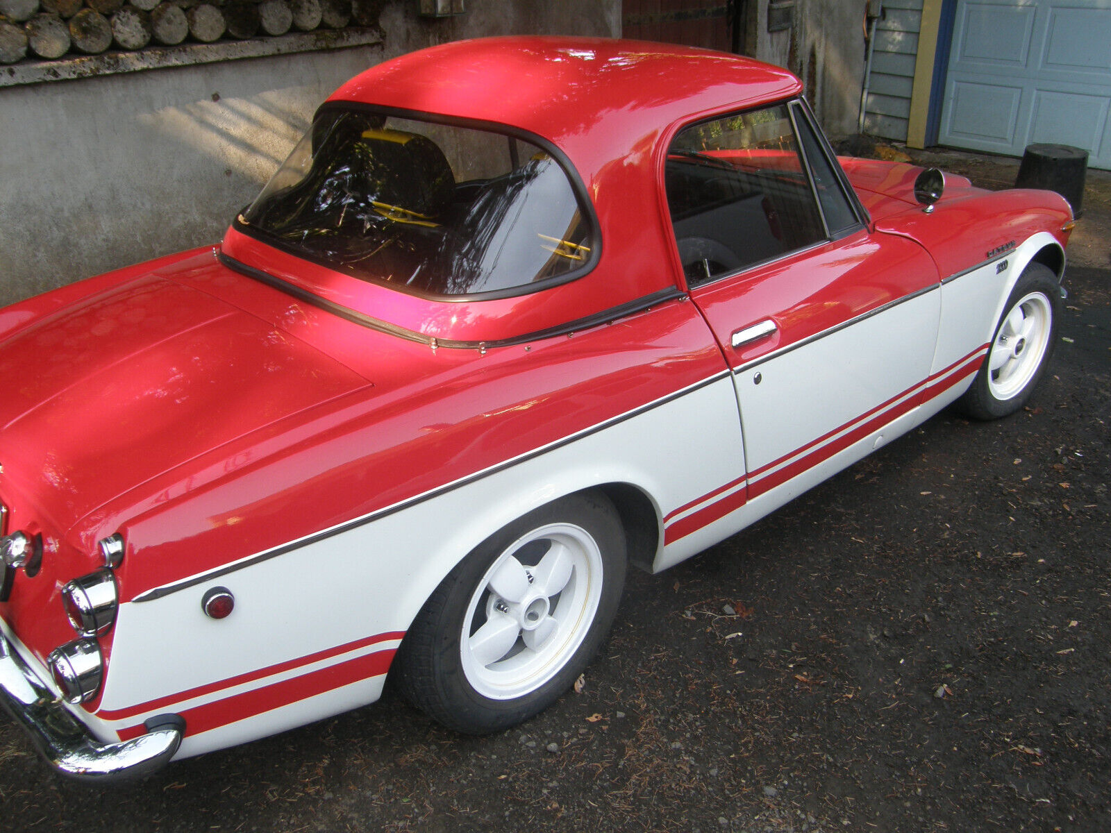 Datsun-Roadster-1969-Coupe-1