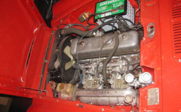 Datsun-Roadster-1969-Coupe-19
