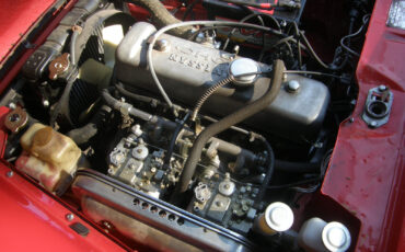 Datsun-Roadster-1969-Coupe-6