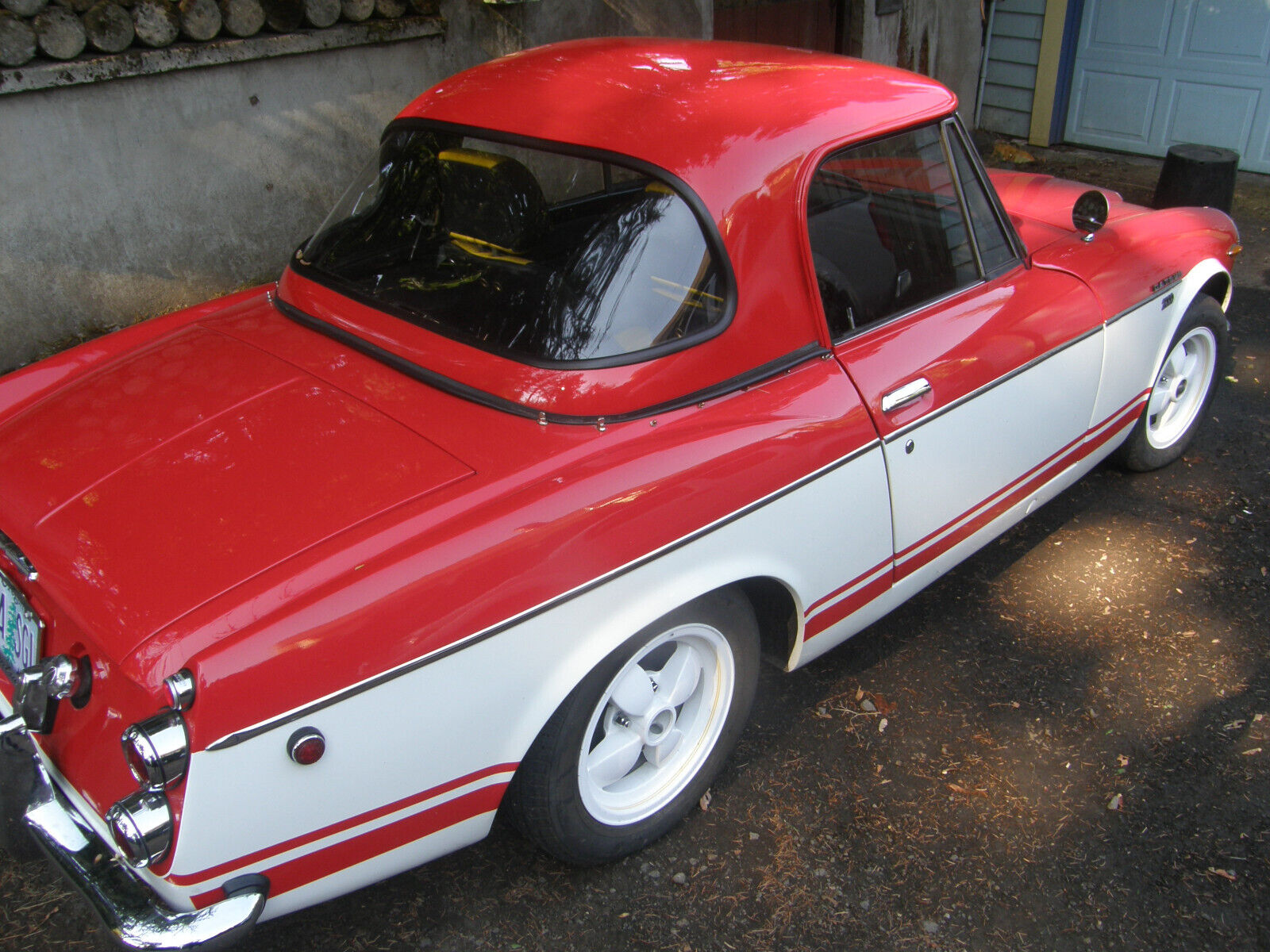 Datsun-Roadster-1969-Coupe-8