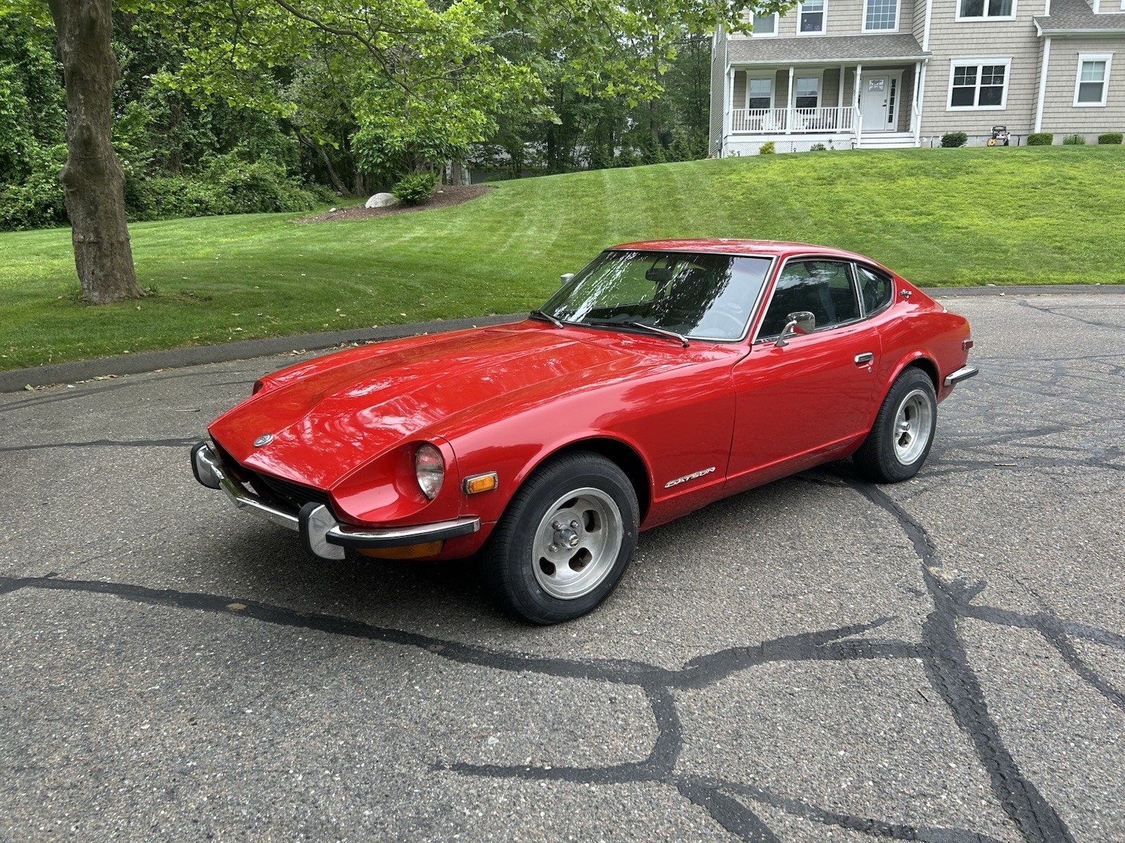 Datsun-Z-Series-1971-Coupe-12
