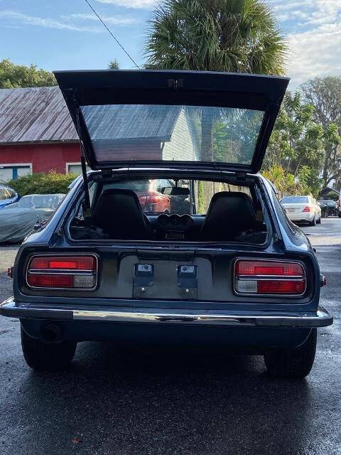 Datsun-Z-Series-1973-Coupe-14