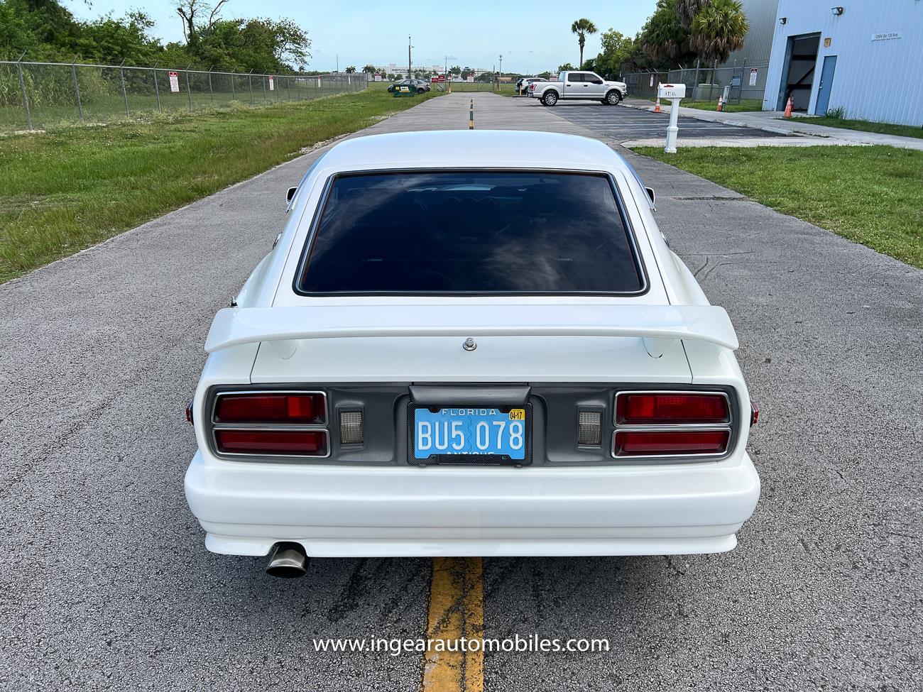 Datsun-Z-Series-1976-coupe-13