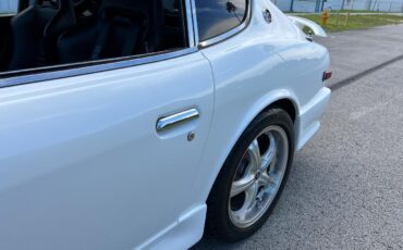 Datsun-Z-Series-1976-coupe-24
