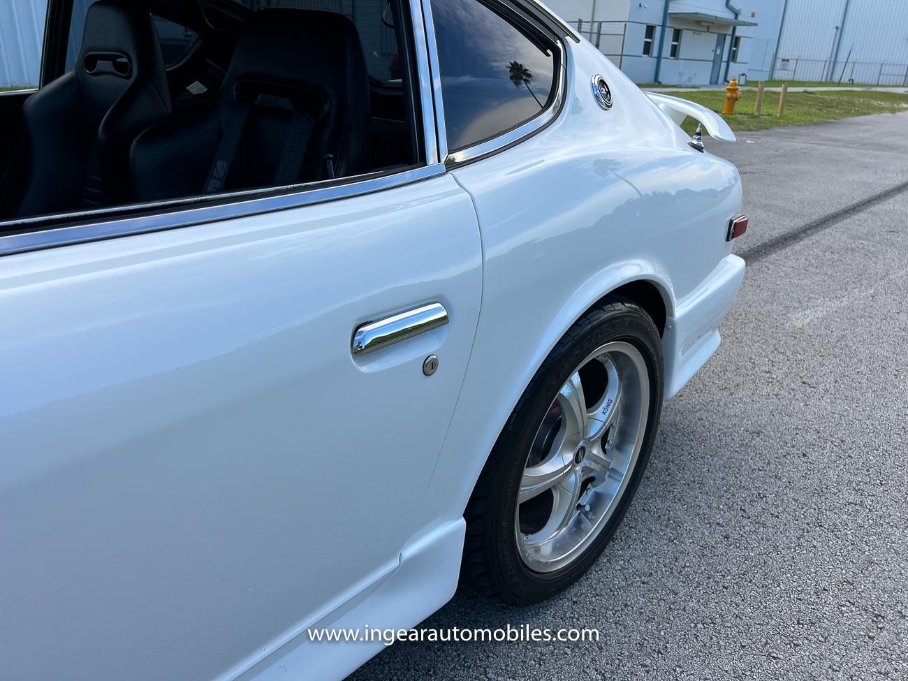 Datsun-Z-Series-1976-coupe-24