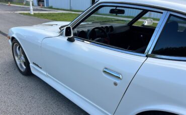 Datsun-Z-Series-1976-coupe-27