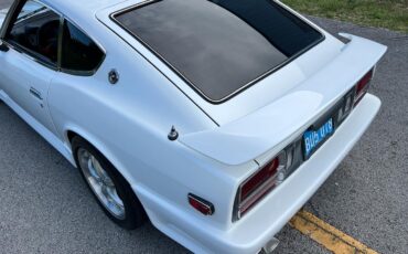 Datsun-Z-Series-1976-coupe-29