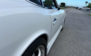 Datsun-Z-Series-1976-coupe-36