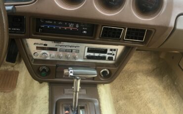 Datsun-Z-Series-1982-Hatchback-19