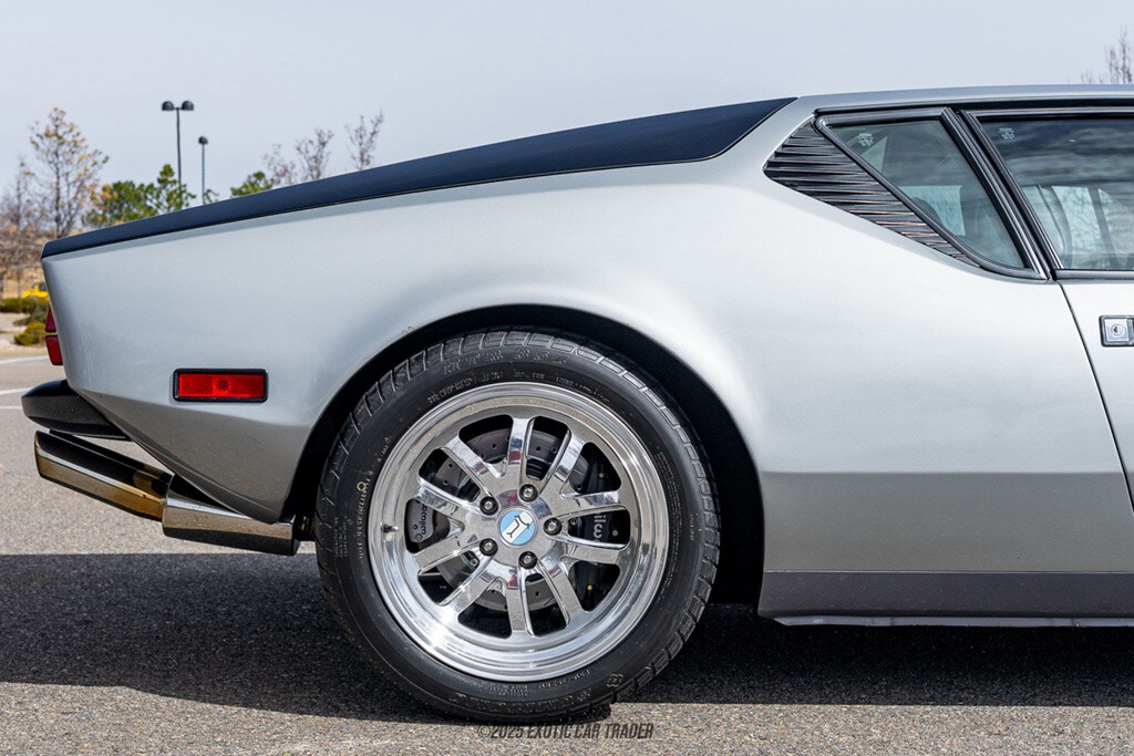 De-Tomaso-Pantera-1972-Coupe-9