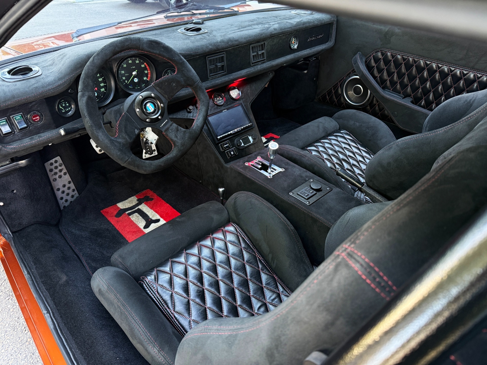 De-Tomaso-Pantera-1974-1