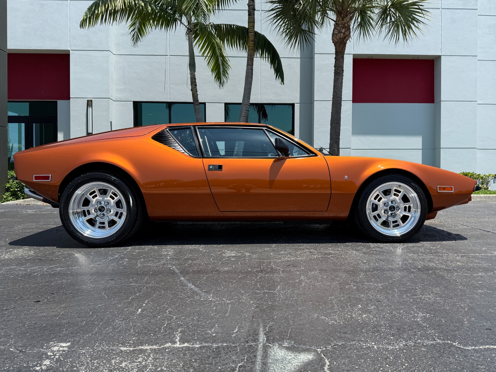 De-Tomaso-Pantera-1974-2