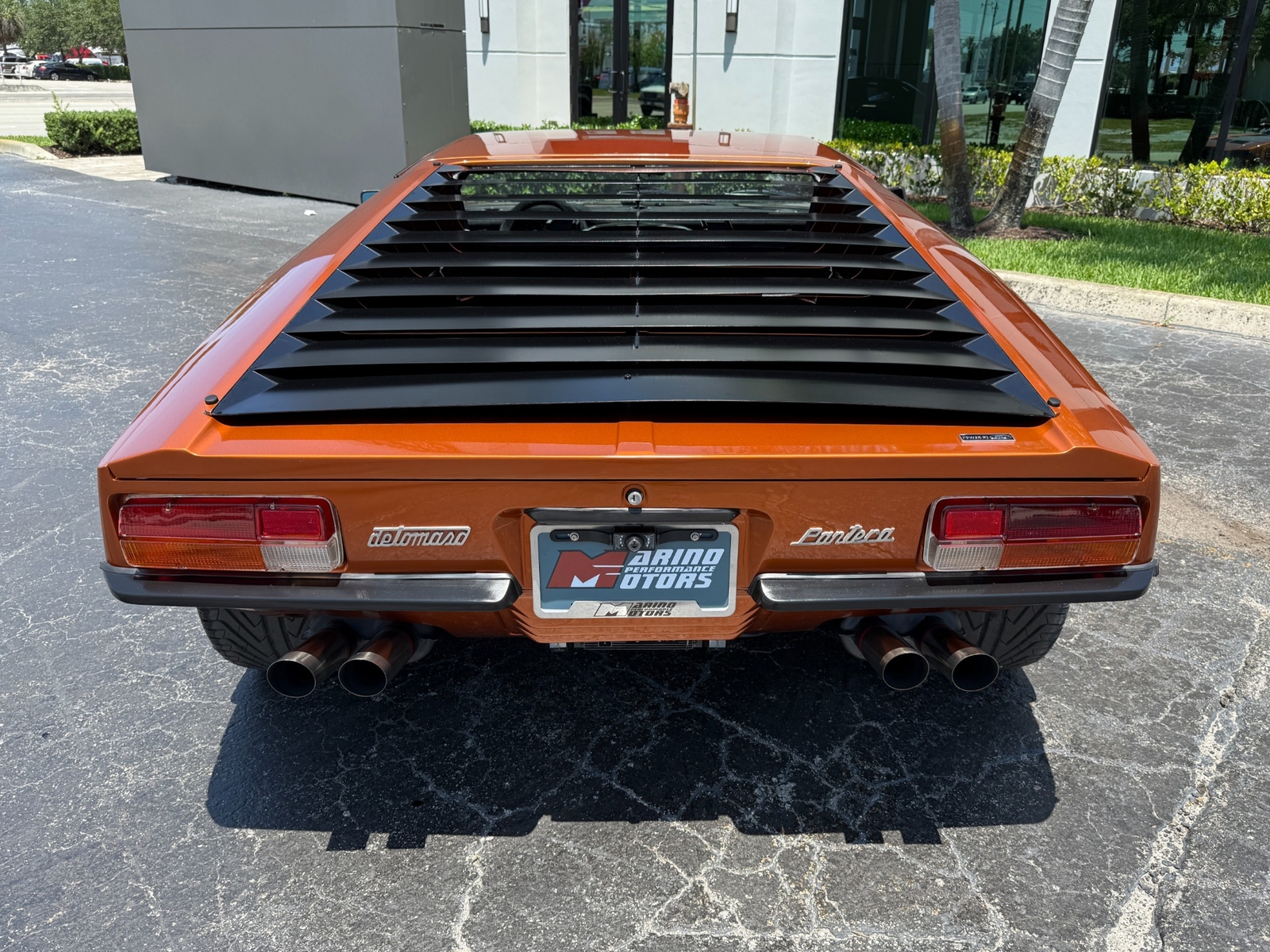 De-Tomaso-Pantera-1974-20