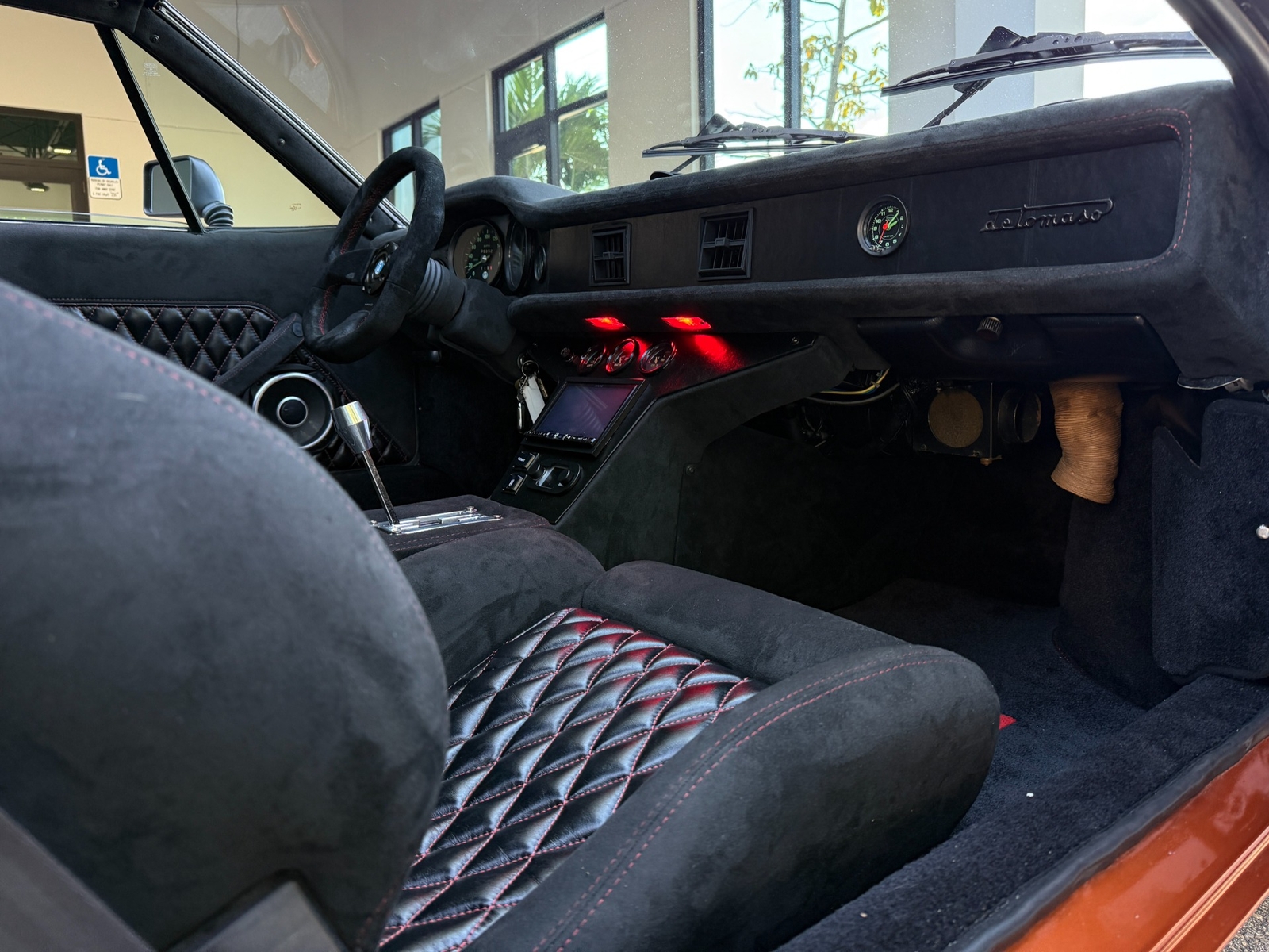 De-Tomaso-Pantera-1974-31