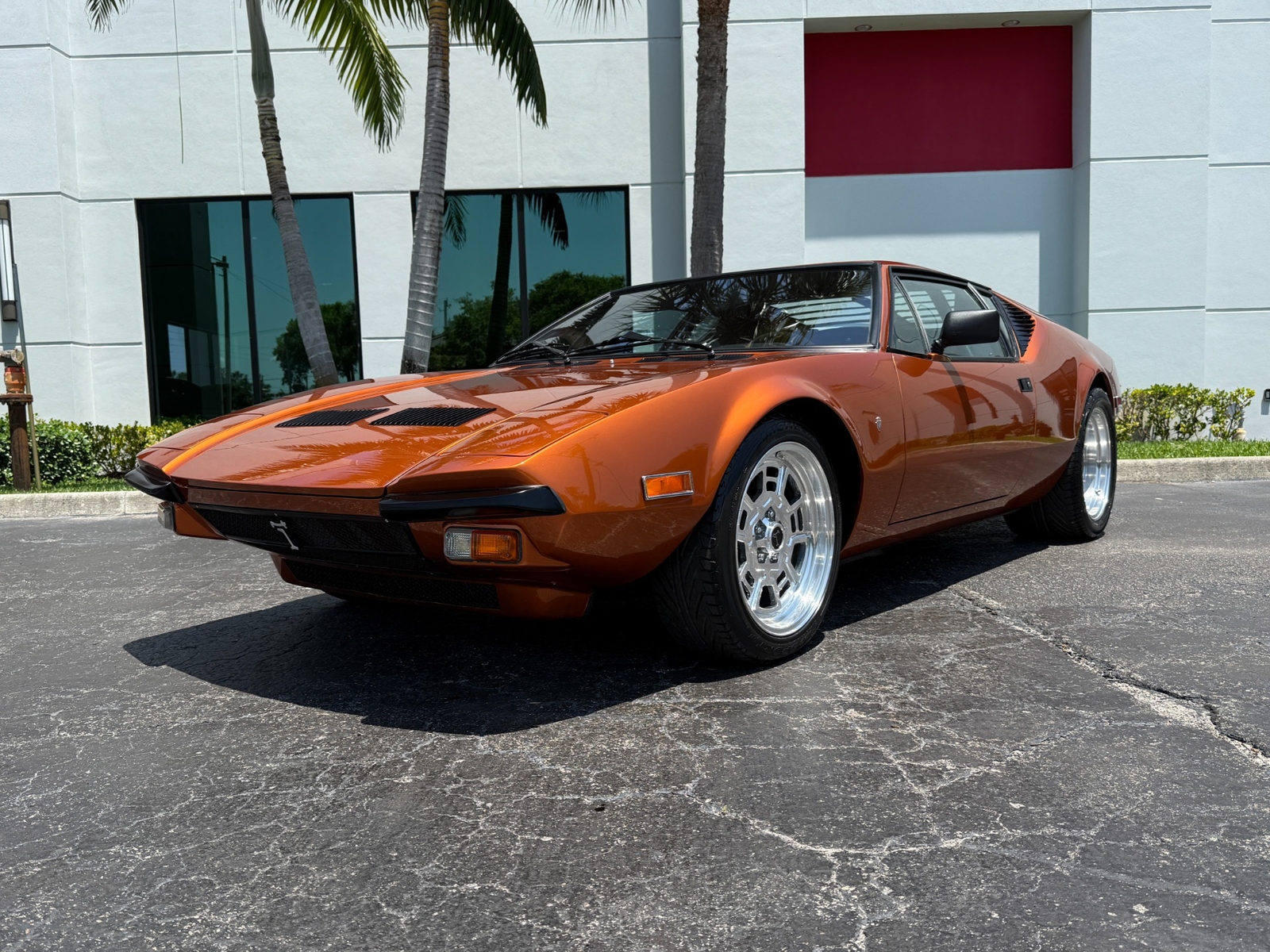 De-Tomaso-Pantera-1974-6