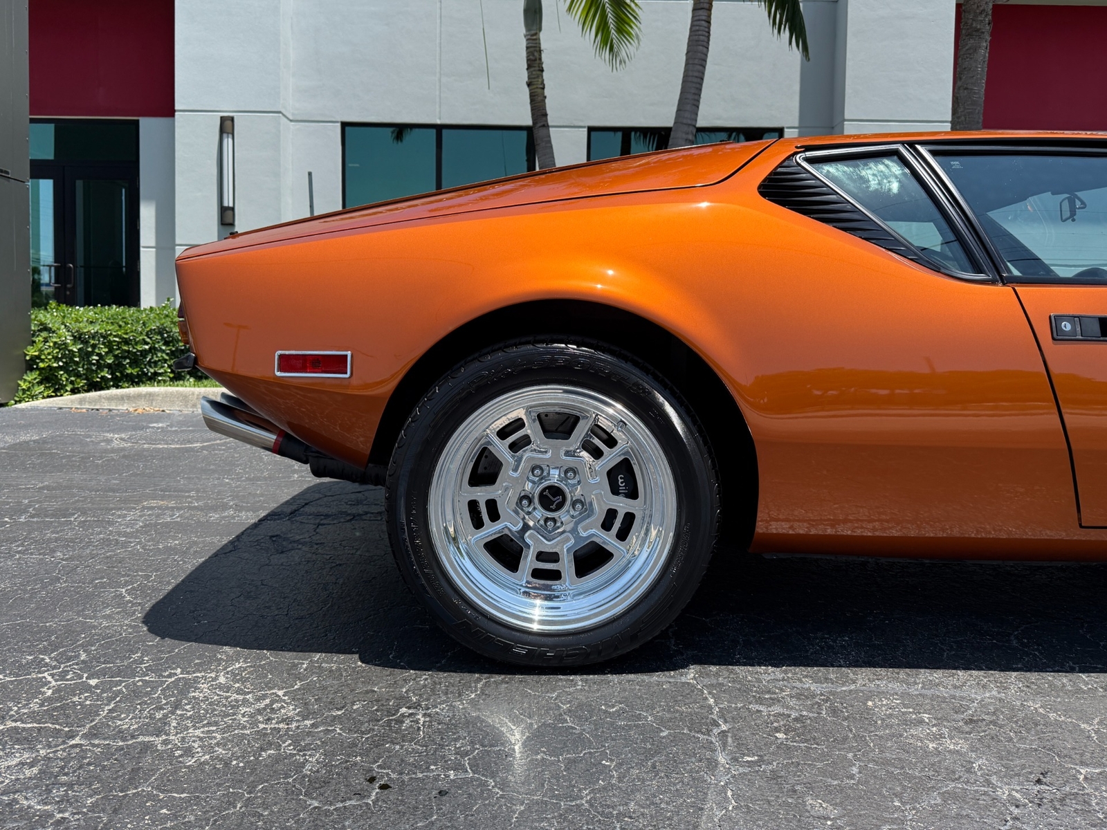 De-Tomaso-Pantera-1974-9