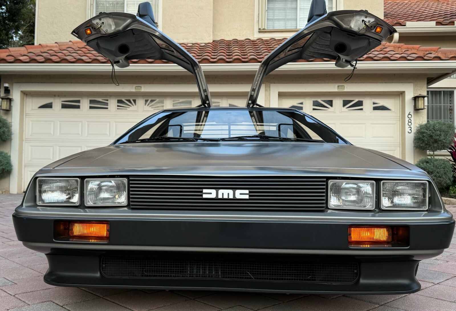 DeLorean-1981-23