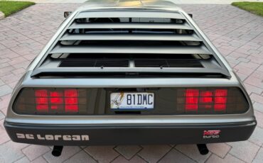 DeLorean-1981-32