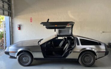 DeLorean-DMC12-1981-Coupe-6