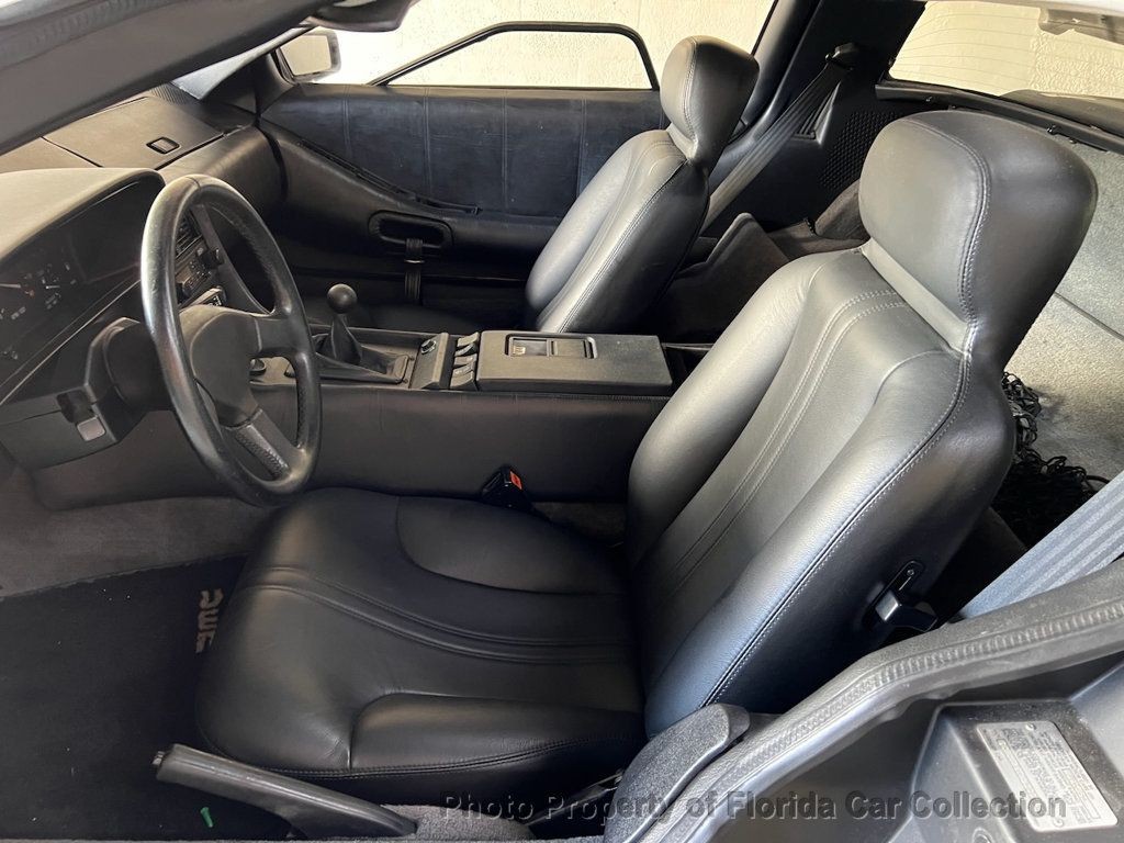 DeLorean-DMC12-1981-Coupe-8