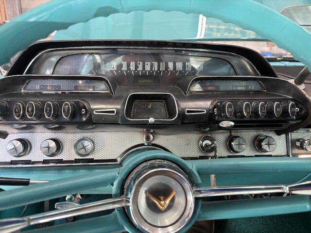 DeSoto-Fireflite-1960-18
