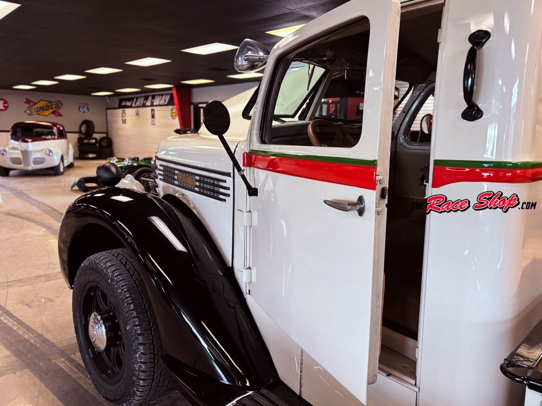 Diamond-T-Truck-1948-Pickup-Truck-10