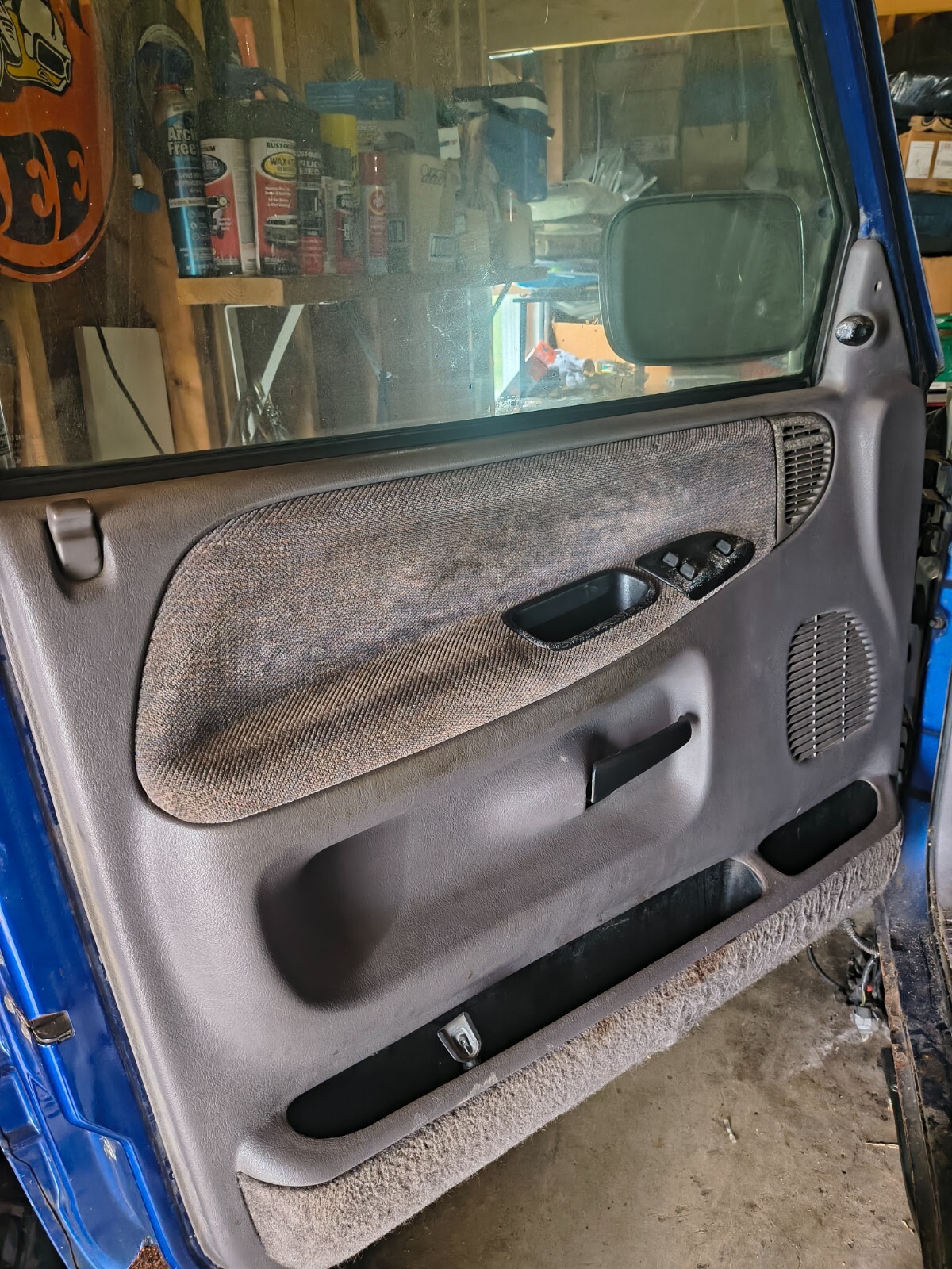 Dodge-12-Ton-Pickup-1995-Standard-Cab-Pickup-13