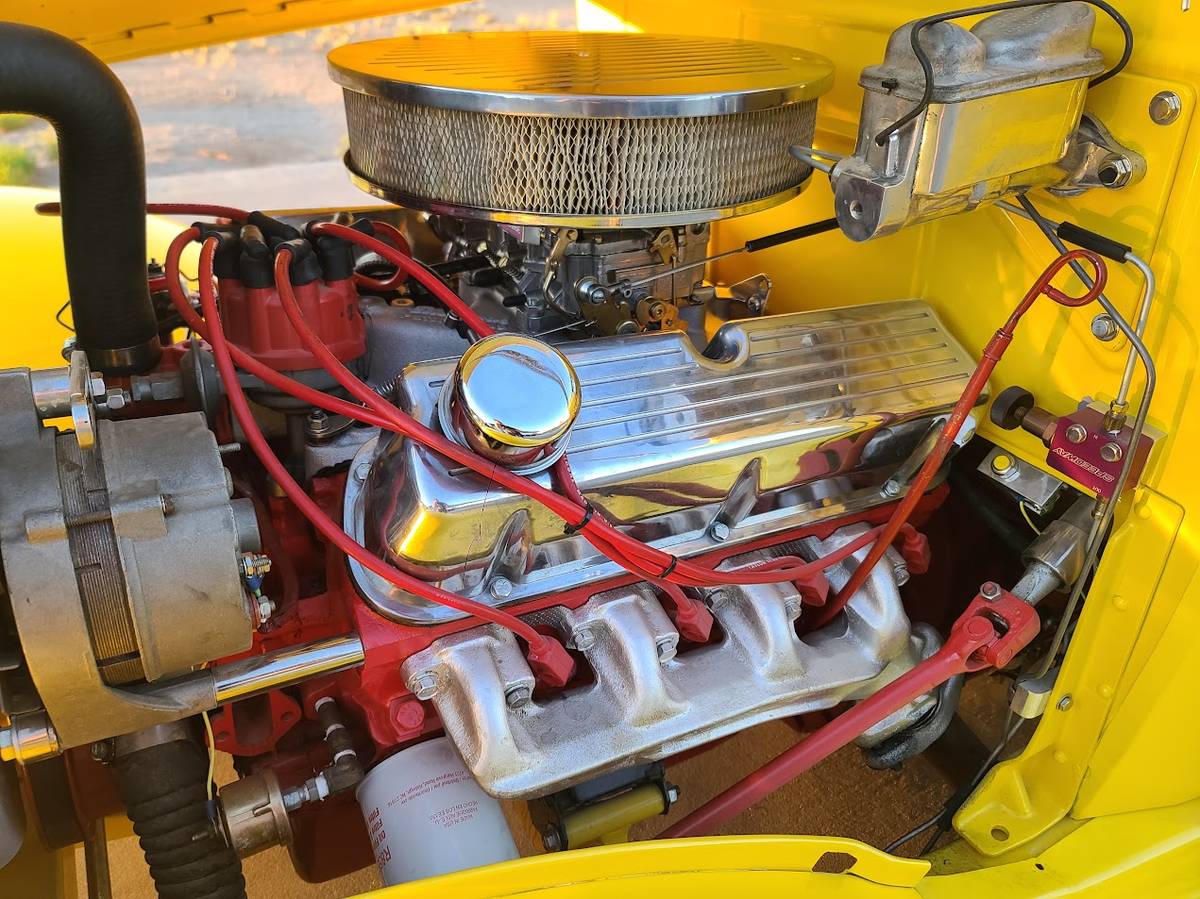 Dodge-1933-yellow-18