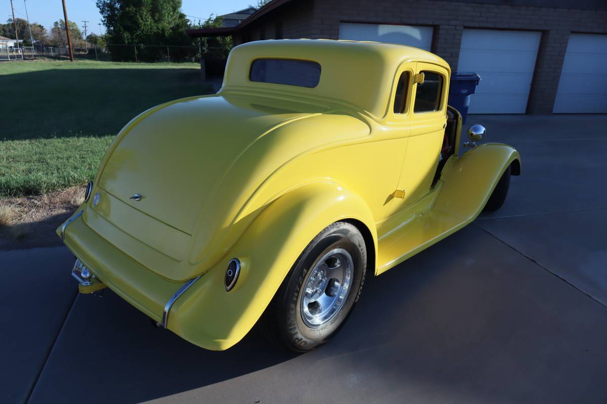 Dodge-1933-yellow-7