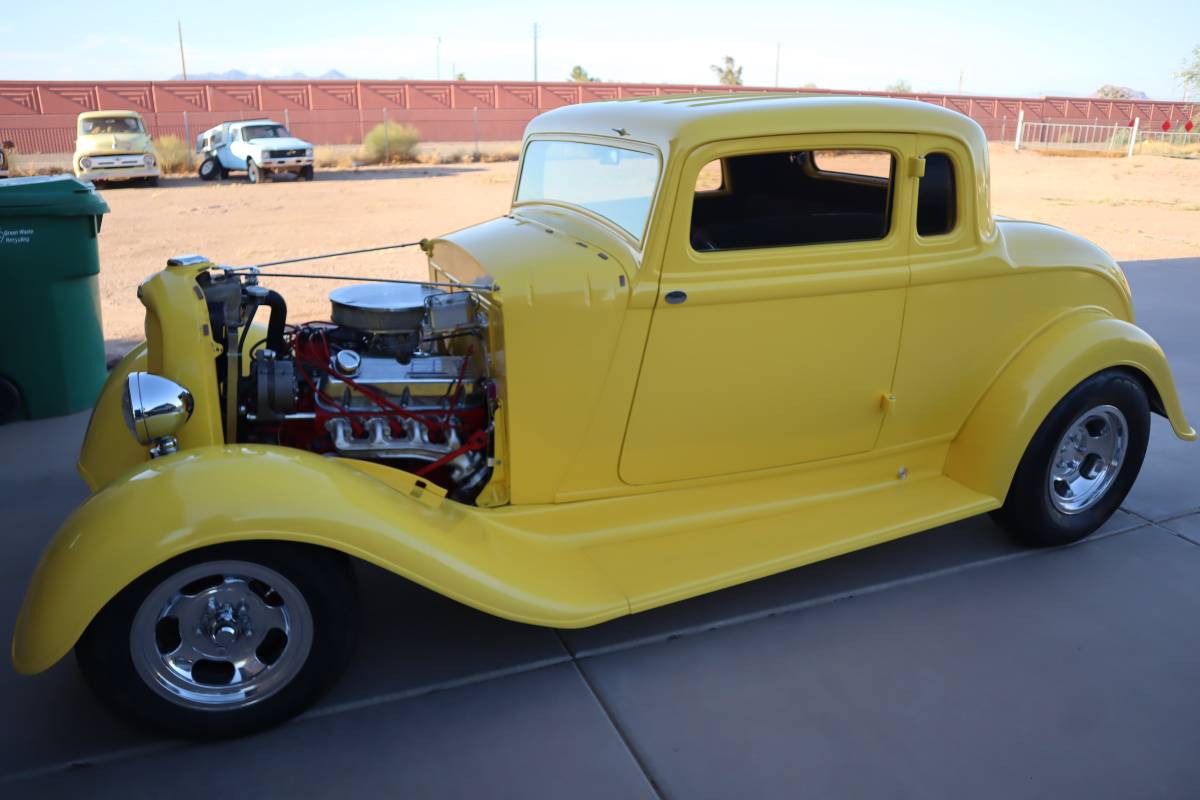 Dodge-1933-yellow