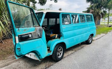 Dodge-A110-1969-Van-Camper