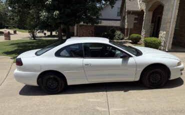 Dodge-Avenger-1995-Coupe-2