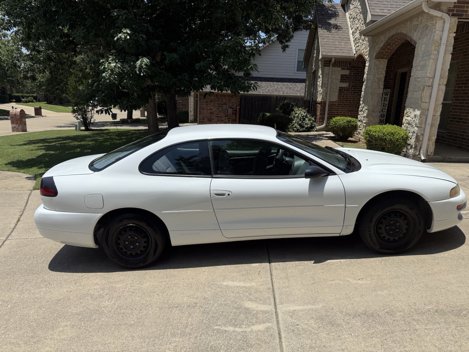 Dodge-Avenger-1995-Coupe-2