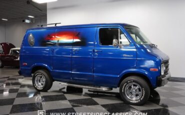 Dodge-B200-1976-Van-15