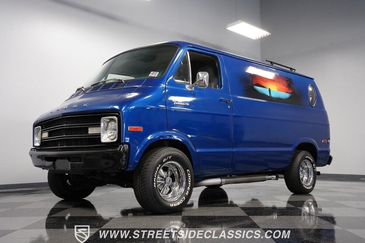 Dodge-B200-1976-Van-21