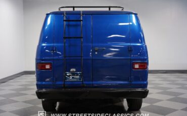 Dodge-B200-1976-Van-25