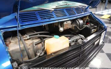 Dodge-B200-1976-Van-34