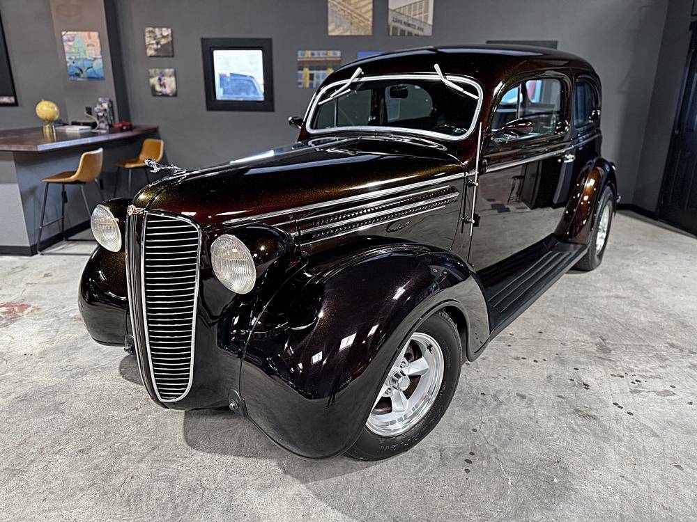 Dodge Brothers  1937 brown