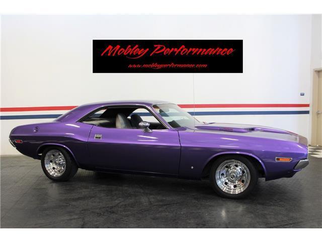 Dodge-CHALLENGER-360-V8-4-SPD-1971-COUPE-1