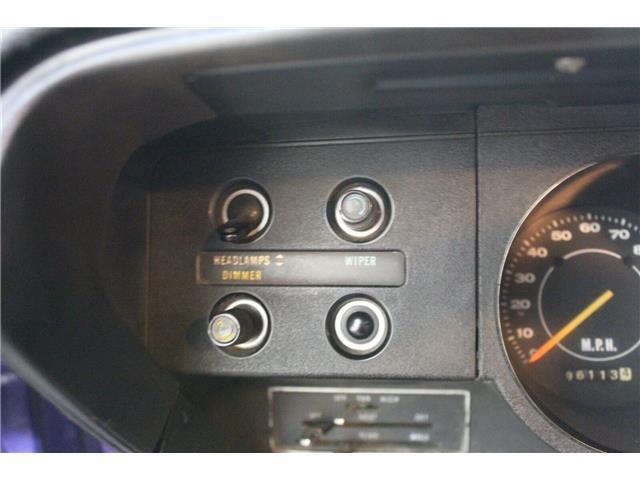 Dodge-CHALLENGER-360-V8-4-SPD-1971-COUPE-12