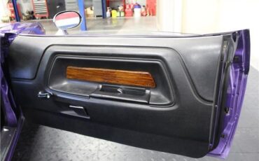 Dodge-CHALLENGER-360-V8-4-SPD-1971-COUPE-16